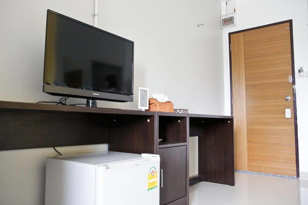 U Dee Room And Coffee Kanchanaburi City Exteriör bild